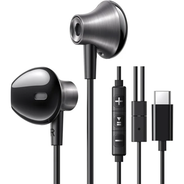 UGREEN Wired Earphones with USB-C Connector - EP106