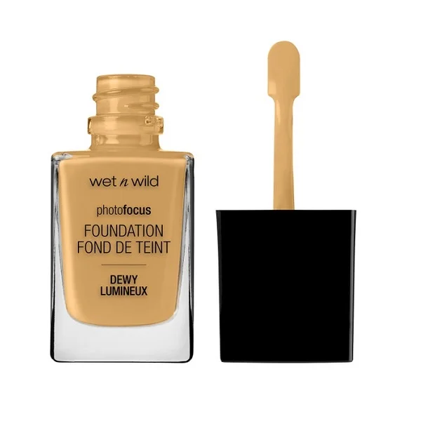 WetnWild Photo Focus Foundation DEWY - Desert Beige - 1111528E